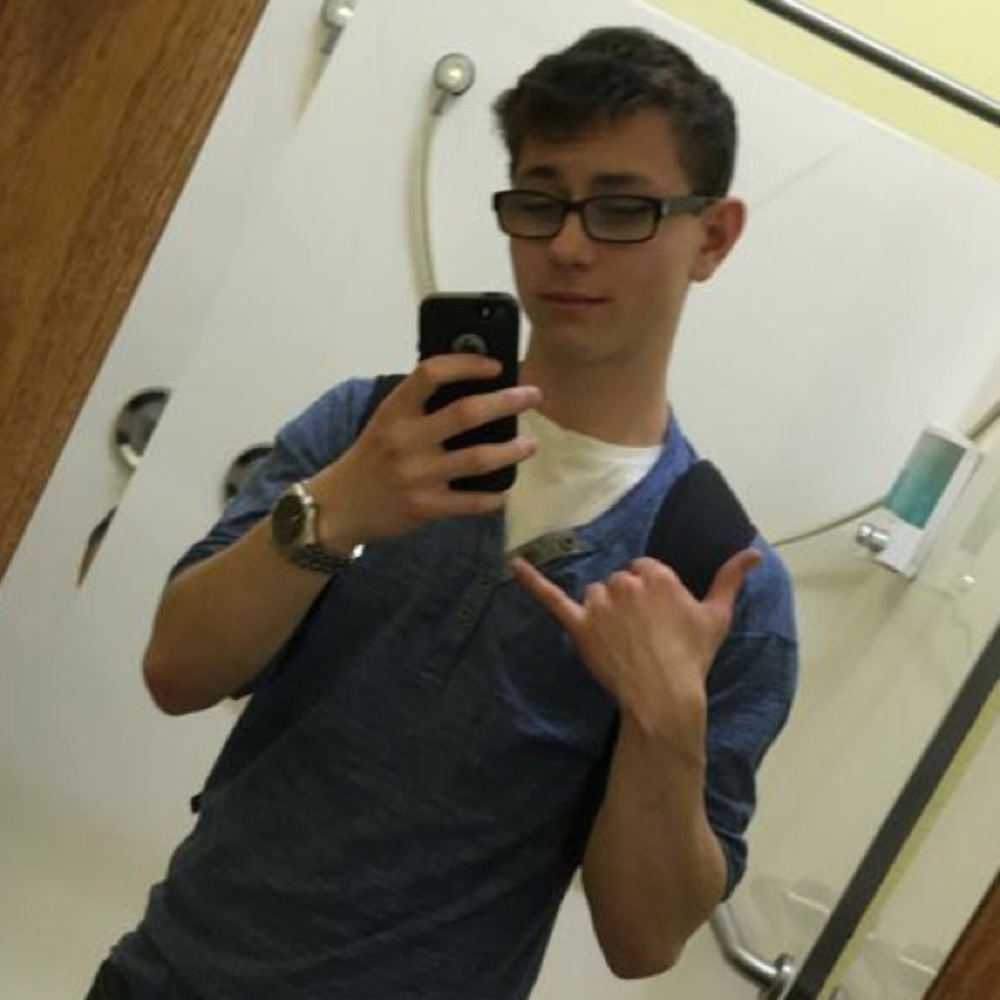 Meet your Posher, Connor